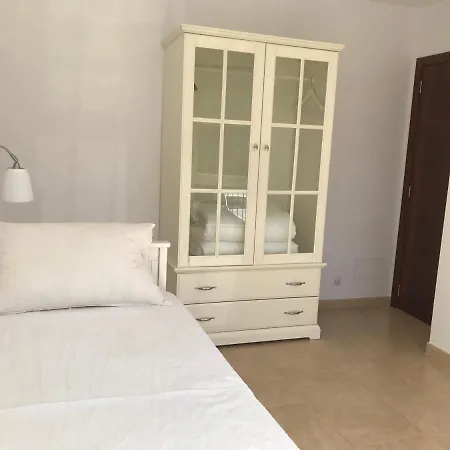 Con Terraza Primera Linea De Playa * 菲尼斯特雷