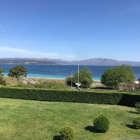 Con Terraza Primera Linea De Playa Apartamento